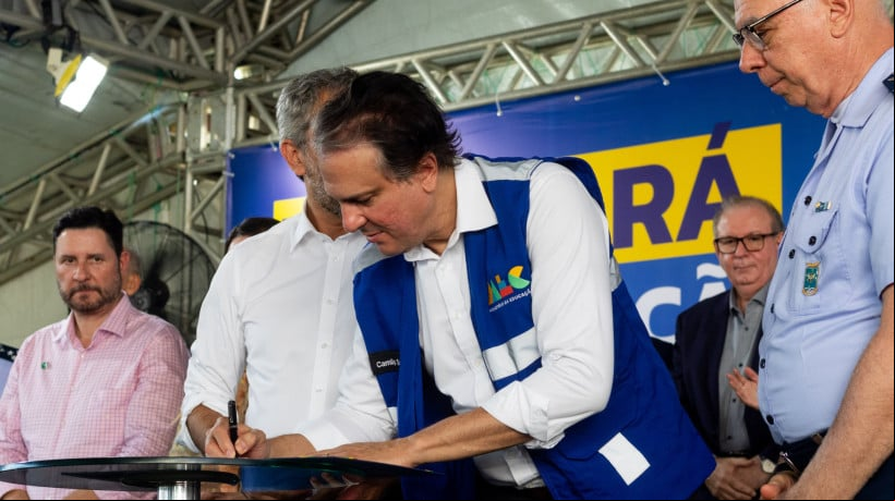 MINISTRO Camilo Santana na de parceria para a segunda fase da obras da campus cearense do ITA, na Base Aérea de Fortaleza