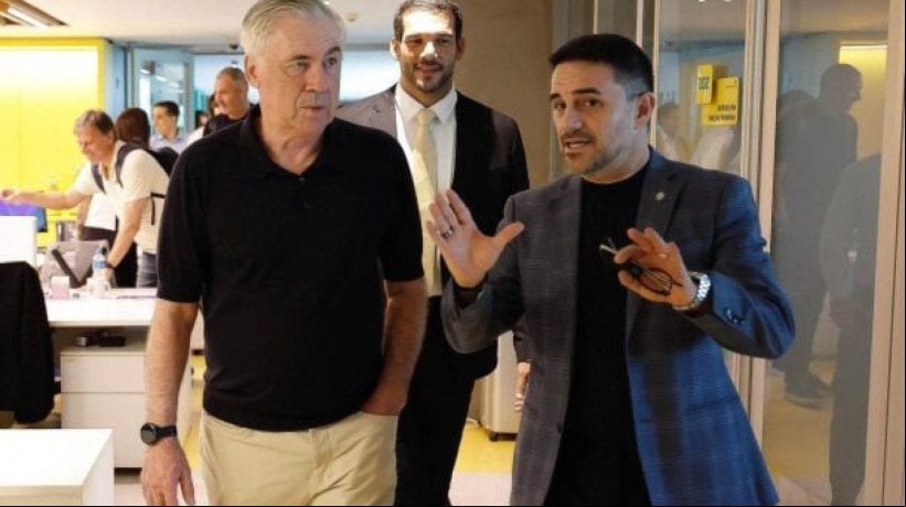 Diretor comenta que ganhou mais autonomia e conseguiu separar a política do futebol, para dar tranquilidade ao italiano