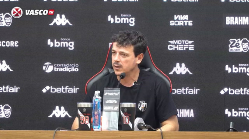 Fernando Diniz fala sobre futuro de Coutinho no Vasco 
